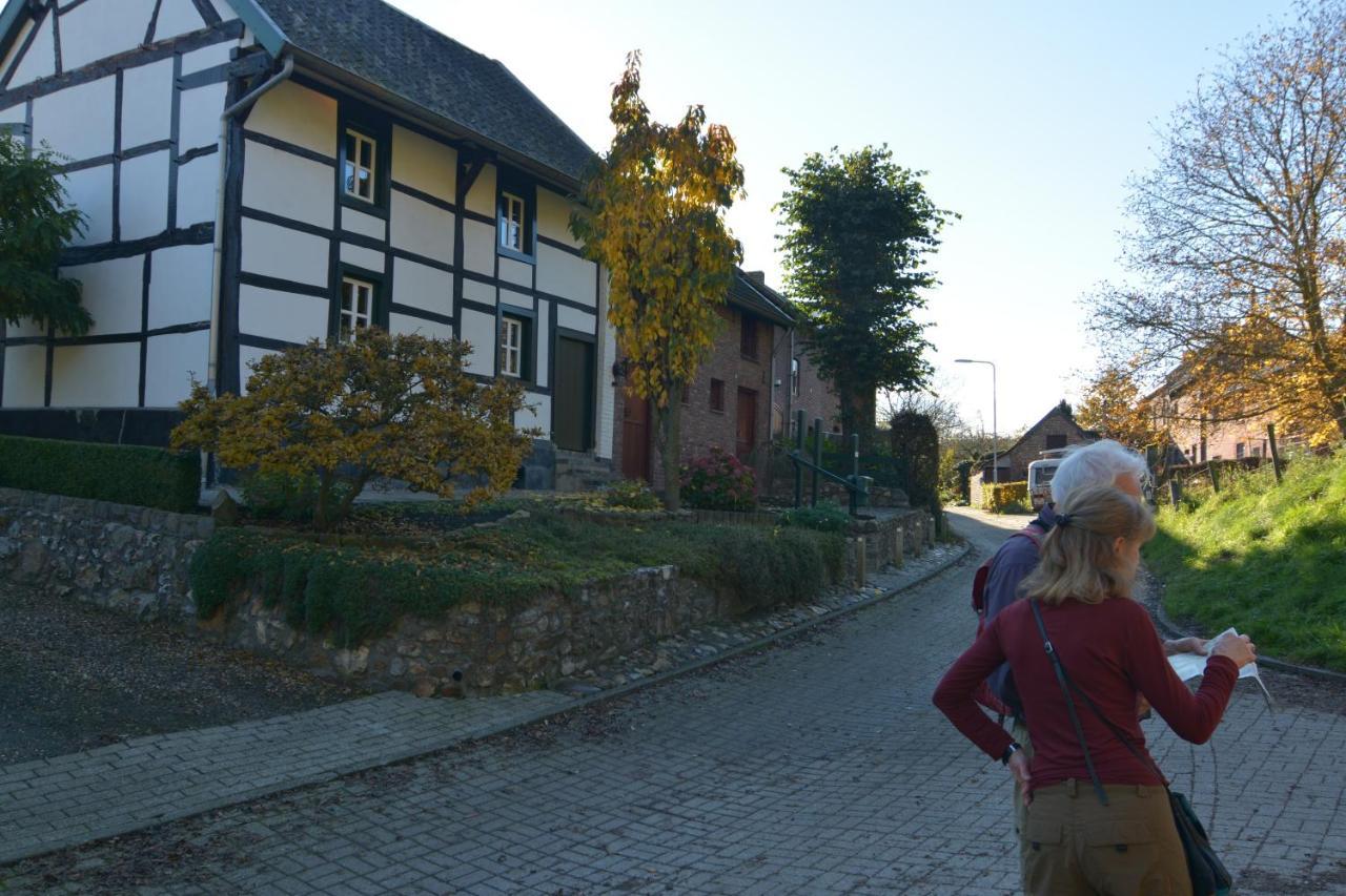 Aparthotel Ons Epen Bagian luar foto
