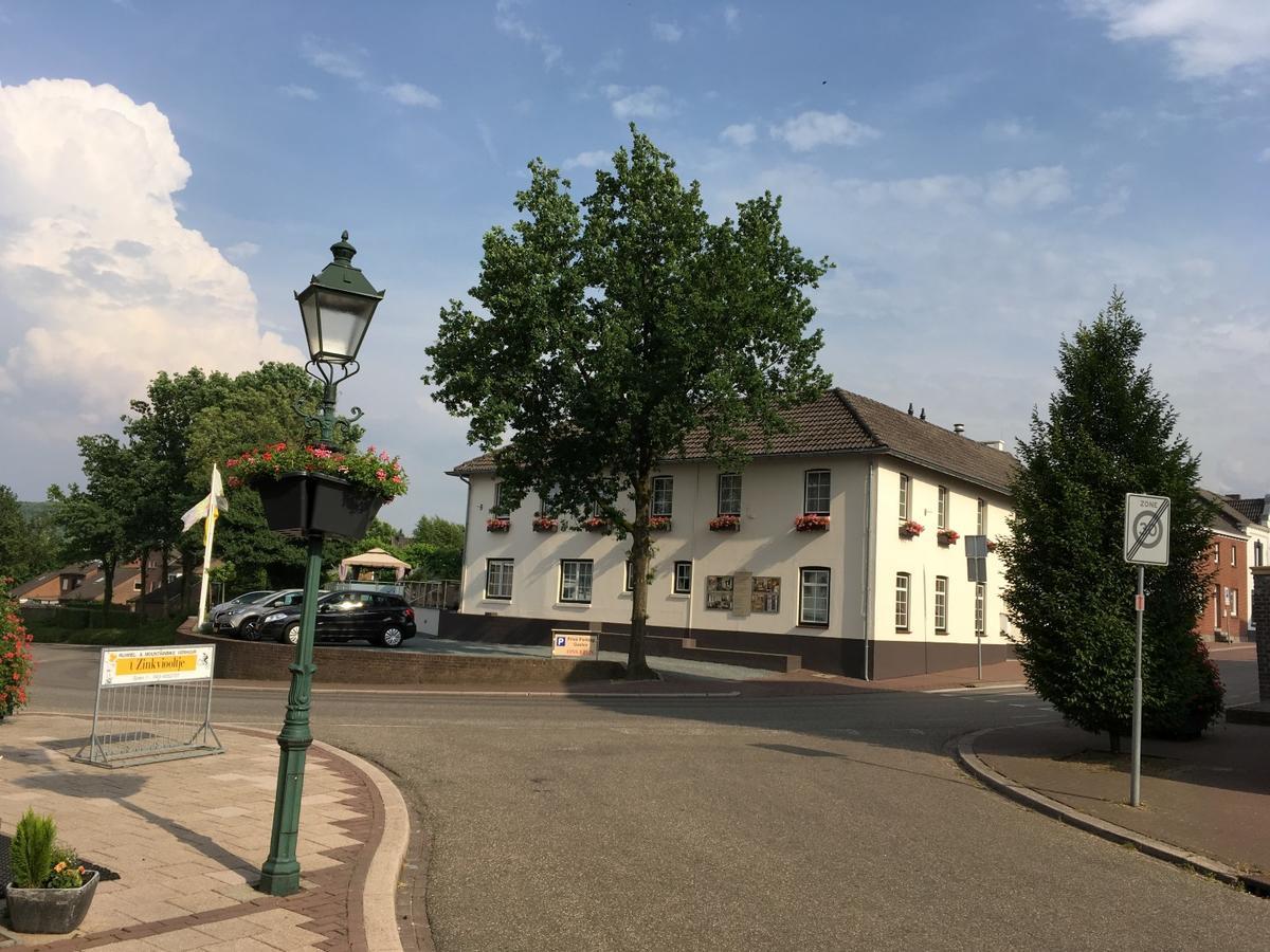 Aparthotel Ons Epen Bagian luar foto