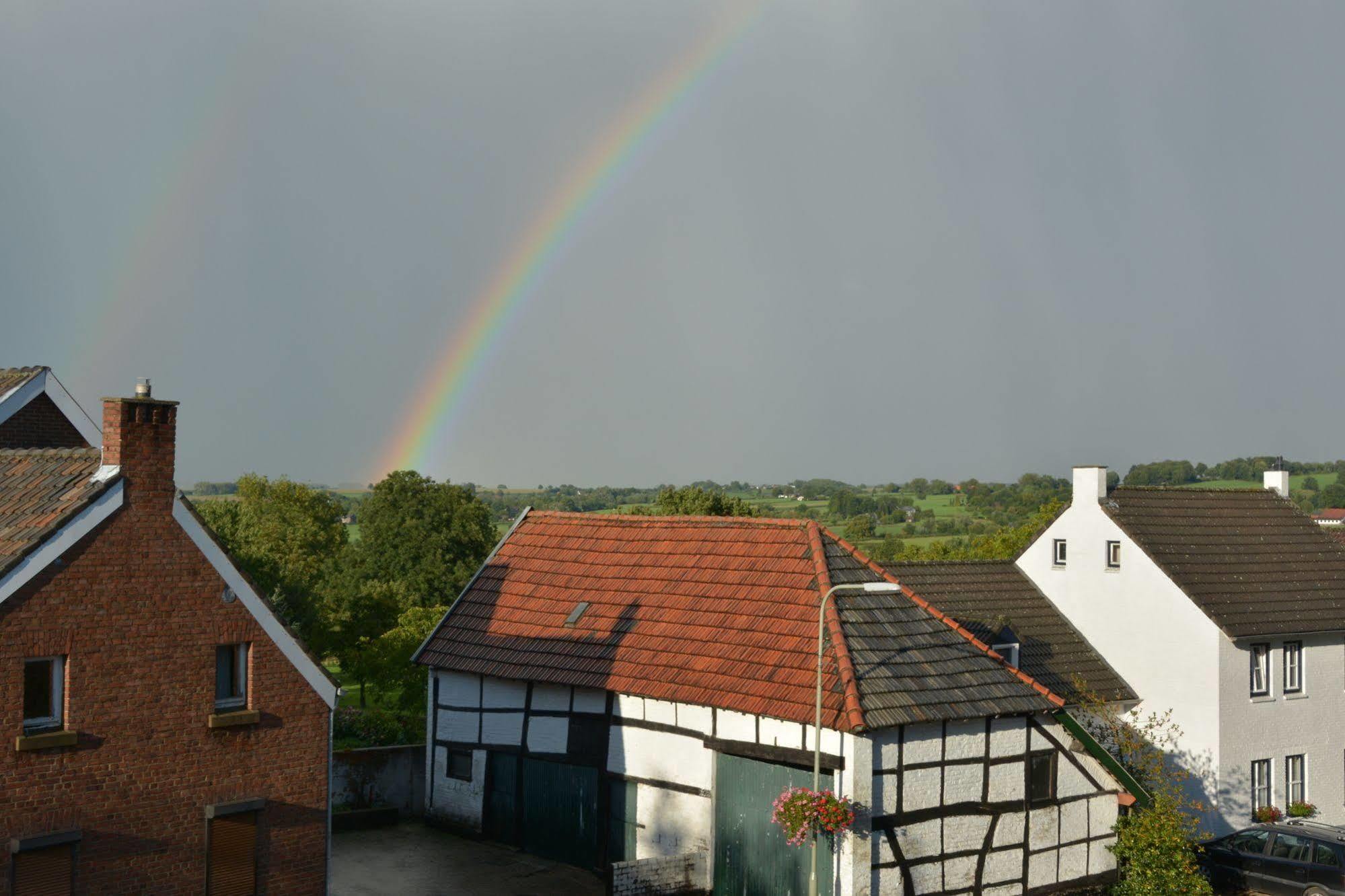 Aparthotel Ons Epen Bagian luar foto