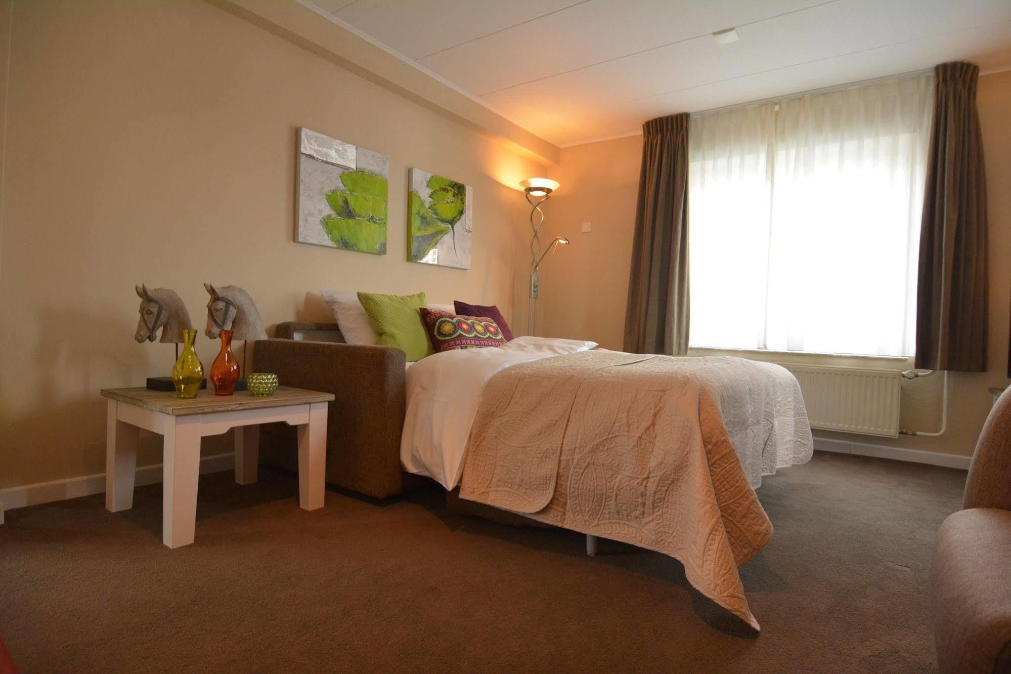 Aparthotel Ons Epen Bagian luar foto
