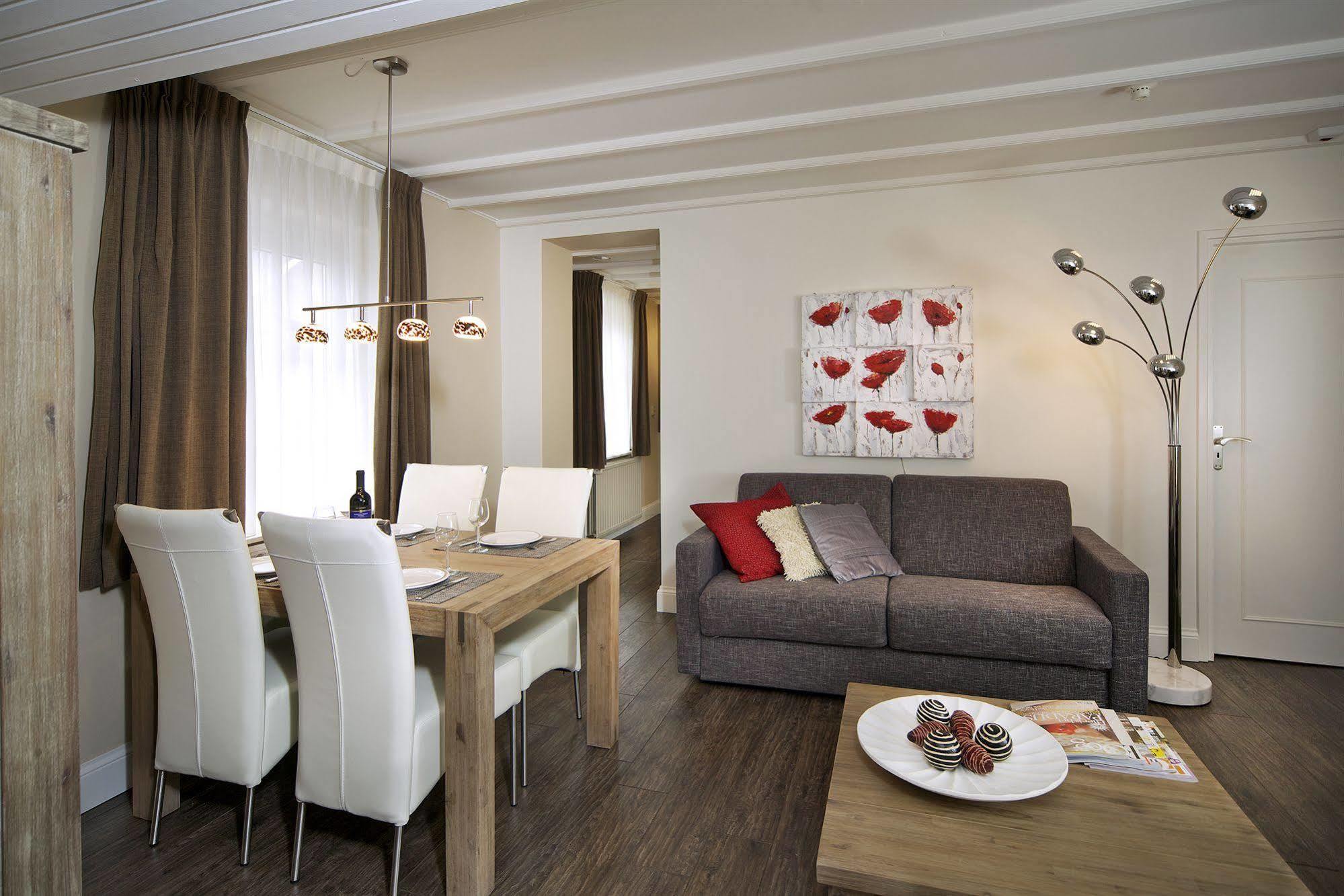 Aparthotel Ons Epen Bagian luar foto