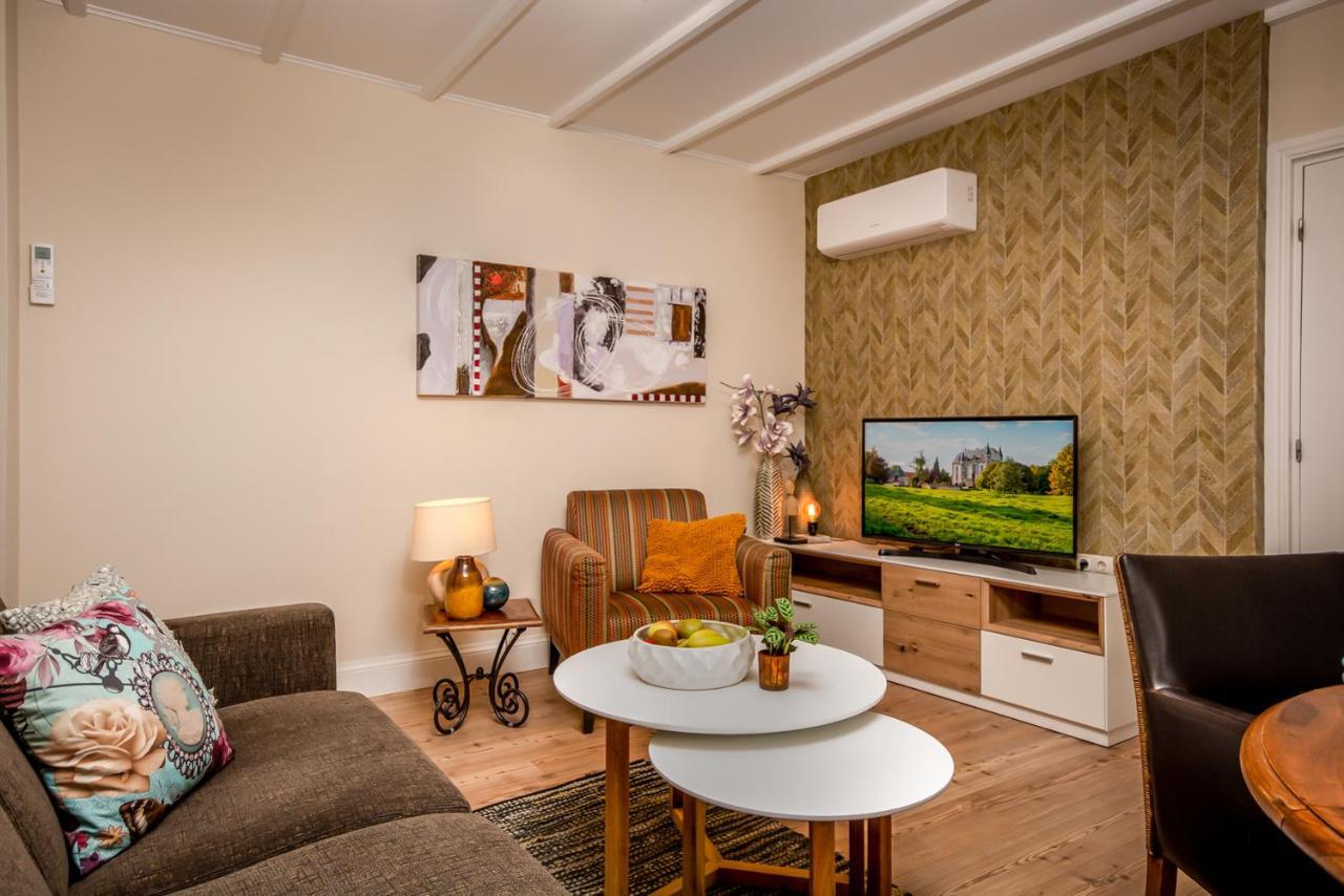 Aparthotel Ons Epen Bagian luar foto