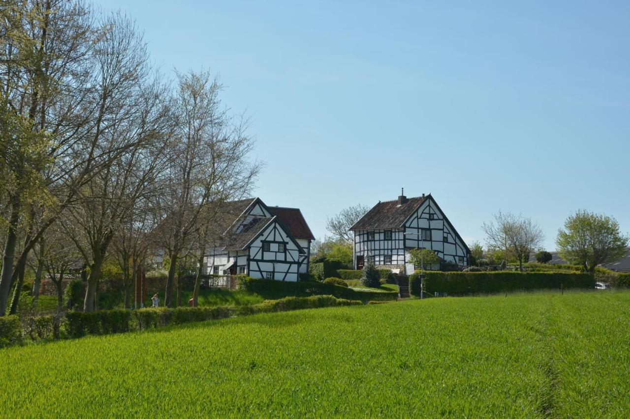 Aparthotel Ons Epen Bagian luar foto
